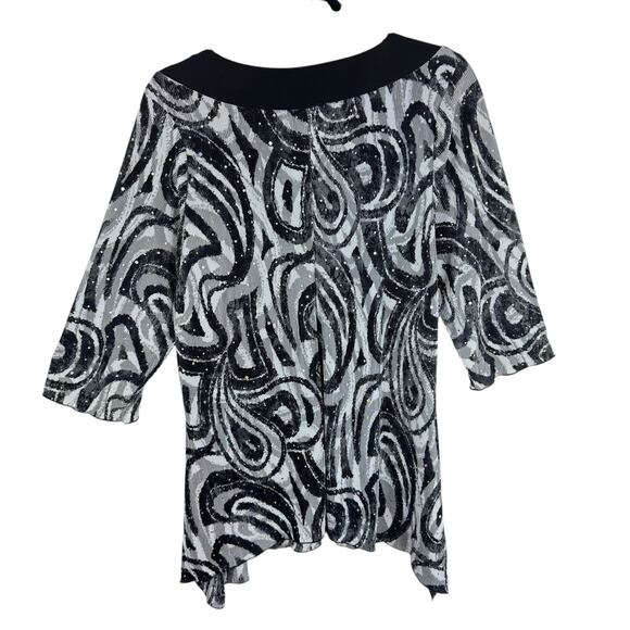 Essentials V-Neck 3/4 Sleeve Accordion Asymmetrical Hem Studded Shimmery Top OX - Picture 2 of 7